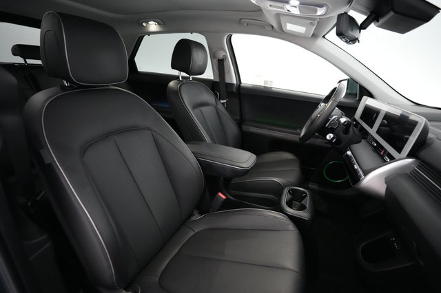 2024 Hyundai IONIQ 5 — photo 16 of 19