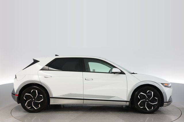 2024 Hyundai IONIQ 5 — photo 10 of 21