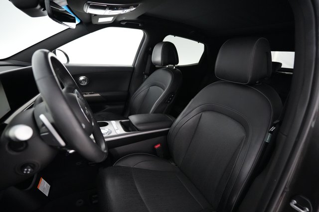 2024 Genesis GV60 — photo 3 of 22