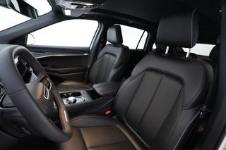2025 Jeep Wagoneer S — photo 3 of 24