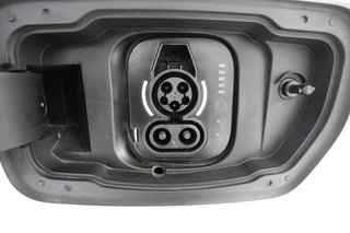 2025 Jeep Wagoneer S — photo 8 of 24