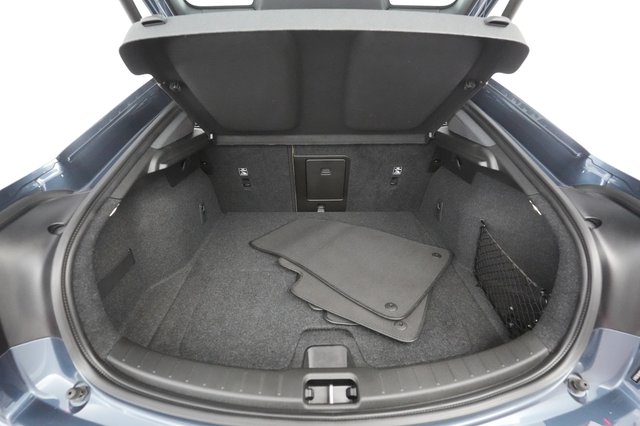 2022 Polestar 2 — photo 20 of 25