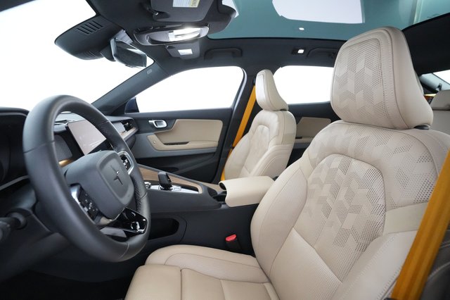 2022 Polestar 2 — photo 16 of 25