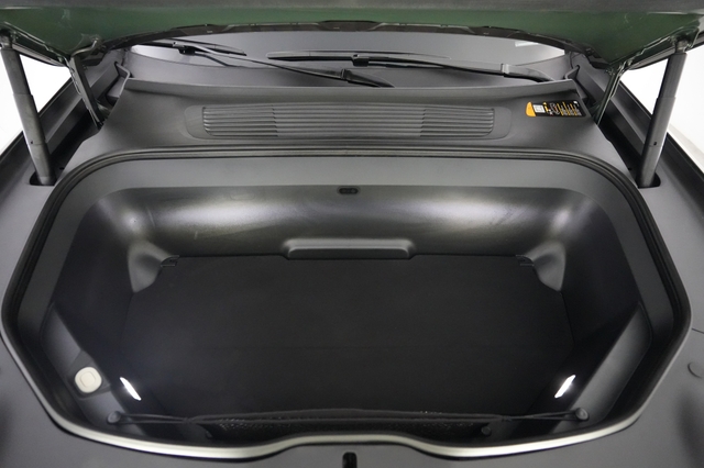 2023 Rivian R1S