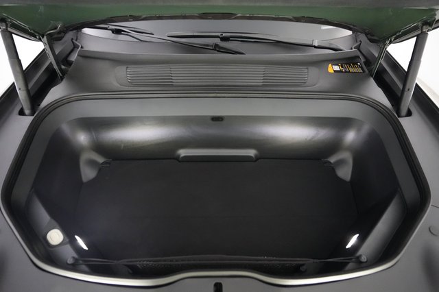 2023 Rivian R1S — photo 22 of 25