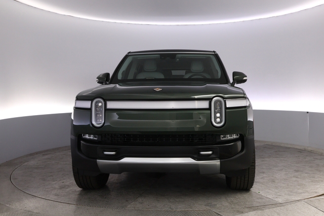 2023 Rivian R1S