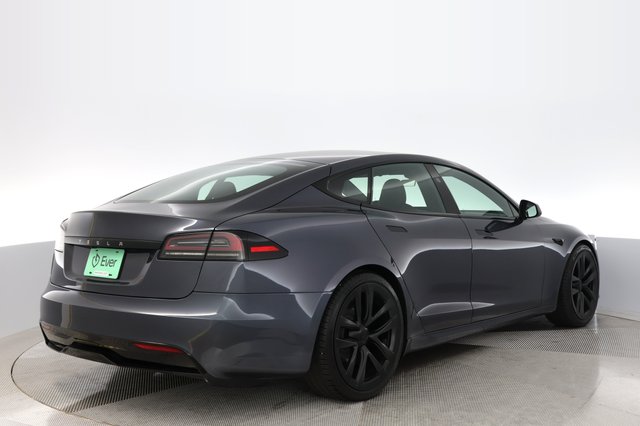 2023 Tesla Model S — photo 2 of 21