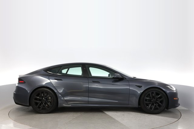 2023 Tesla Model S — photo 10 of 21