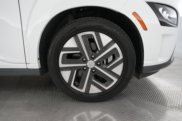 2023 Hyundai Kona Electric — photo 15 of 23