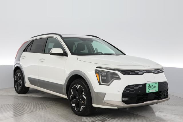 2023 Kia Niro EV — photo 9 of 20