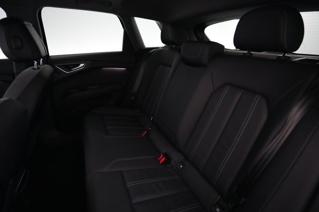 2023 Audi Q4 e-tron — photo 17 of 18