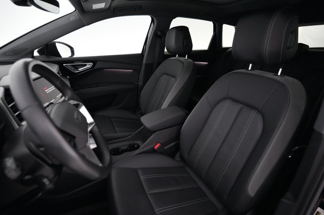2023 Audi Q4 e-tron — photo 3 of 18
