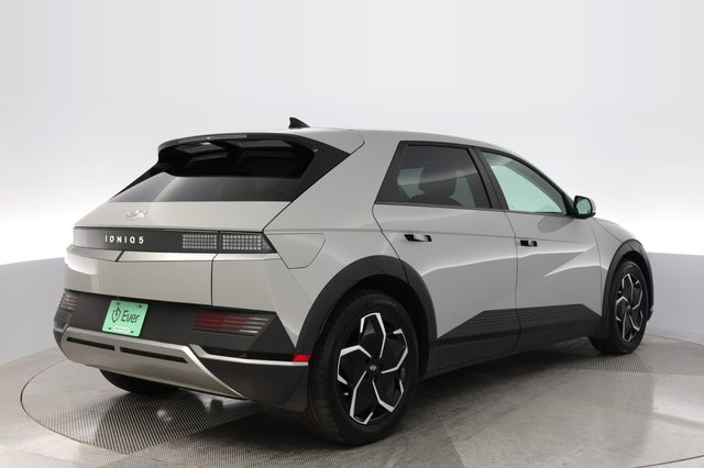 2024 Hyundai IONIQ 5 — photo 2 of 20