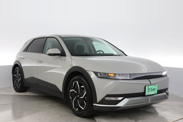 2024 Hyundai IONIQ 5 — photo 9 of 20