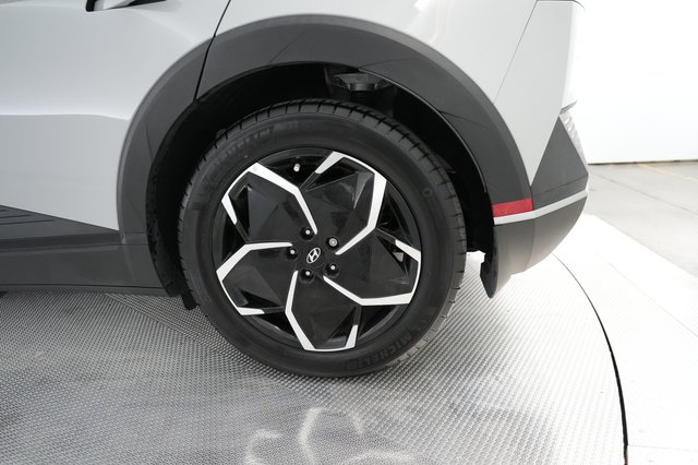 2024 Hyundai IONIQ 5 — photo 15 of 20
