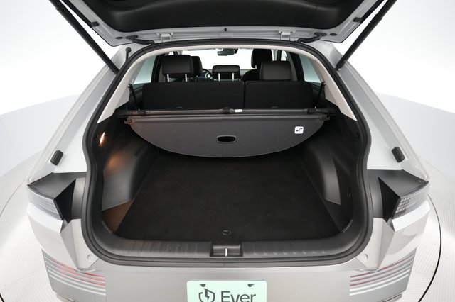 2024 Hyundai IONIQ 5 — photo 6 of 19