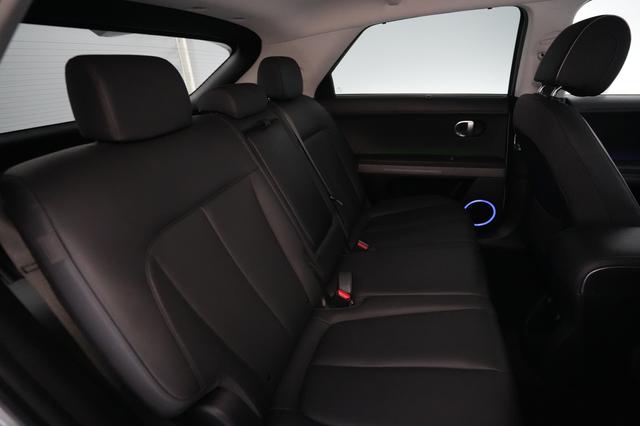 2024 Hyundai IONIQ 5 — photo 4 of 24