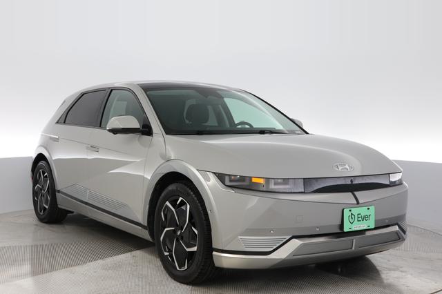 2024 Hyundai IONIQ 5 — photo 10 of 24