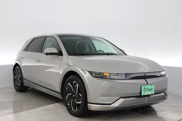 2024 Hyundai IONIQ 5 — photo 10 of 24