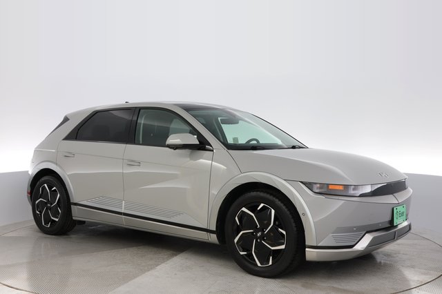 2024 Hyundai IONIQ 5 — photo 11 of 24