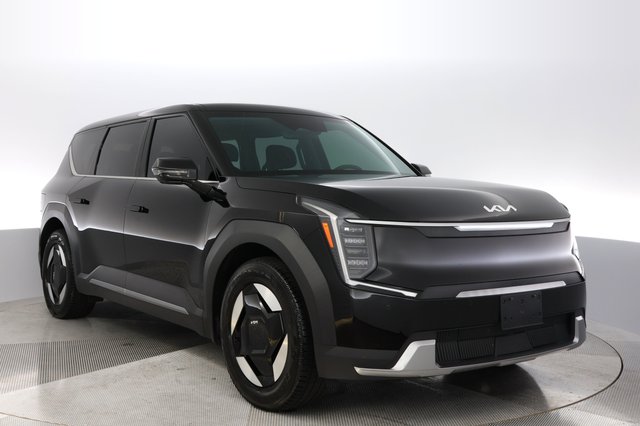 2024 Kia EV9 — photo 9 of 24