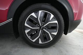 2024 Kia EV6 — photo 7 of 24