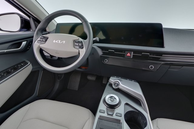 2024 Kia EV6 — photo 20 of 24