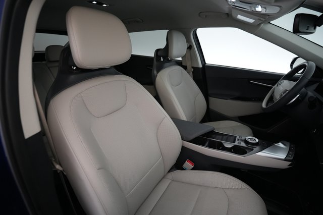 2024 Kia EV6 — photo 18 of 24