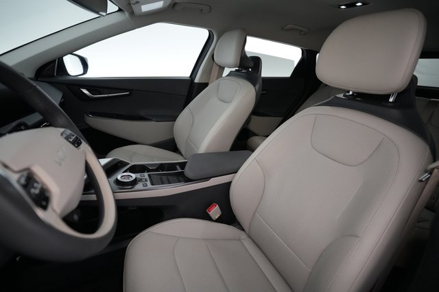 2024 Kia EV6 — photo 3 of 24