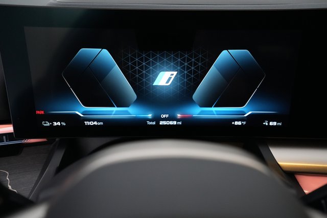 2024 BMW i5 — photo 5 of 18