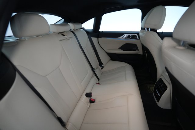 2024 BMW i4 — photo 4 of 20