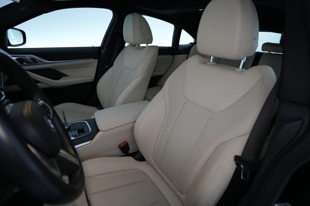 2024 BMW i4 — photo 3 of 20