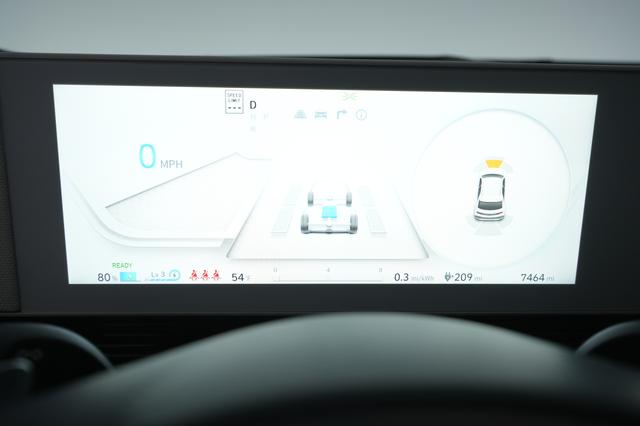2023 Hyundai IONIQ 5 — photo 5 of 33