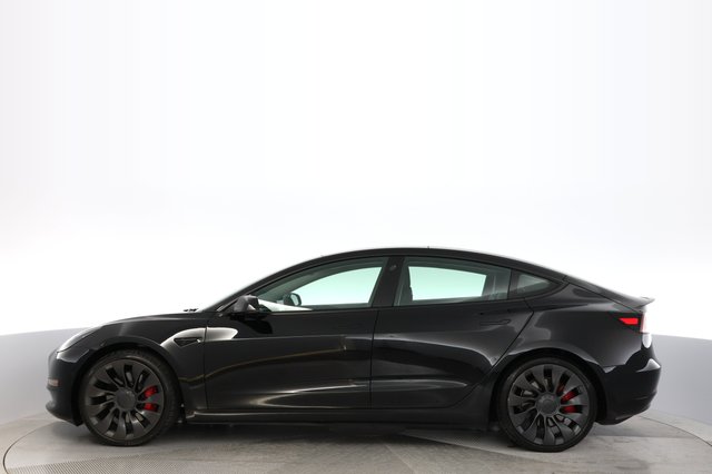 2022 Tesla Model 3 — photo 12 of 24