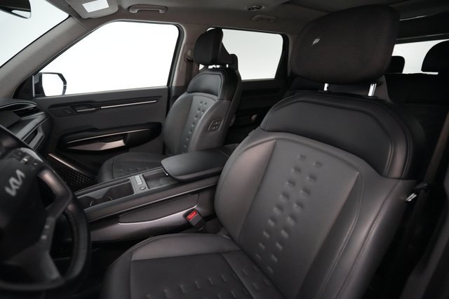 2024 Kia EV9 — photo 3 of 23