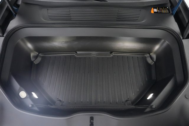 2023 Rivian R1T — photo 21 of 30