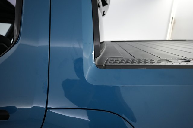 2023 Rivian R1T — photo 25 of 30