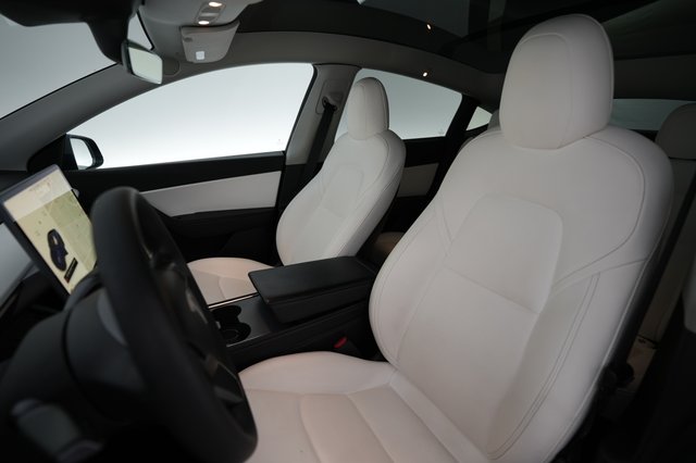 2022 Tesla Model Y — photo 3 of 23
