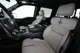 2022 Ford F-150 Lightning — photo 3 of 18