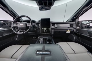 2022 Ford F-150 Lightning — photo 15 of 18