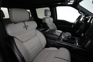2022 Ford F-150 Lightning — photo 12 of 18