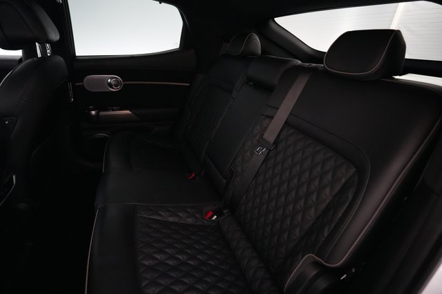 2023 Genesis GV60 — photo 17 of 19