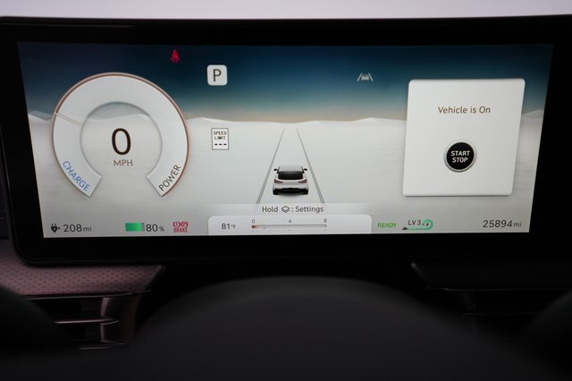 2023 Genesis GV60 — photo 5 of 19