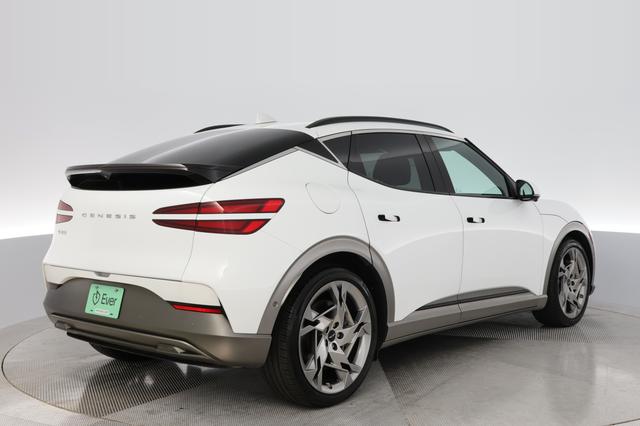 2023 Genesis GV60 — photo 2 of 19