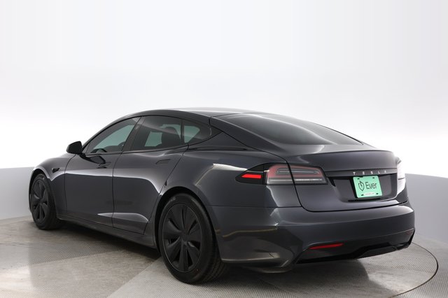 2024 Tesla Model S — photo 13 of 22