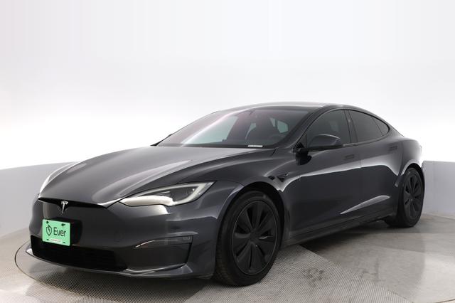 2024 Tesla Model S — VIN 5YJSA1E53RF533605