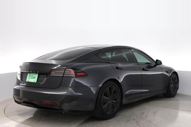 2024 Tesla Model S — photo 2 of 22