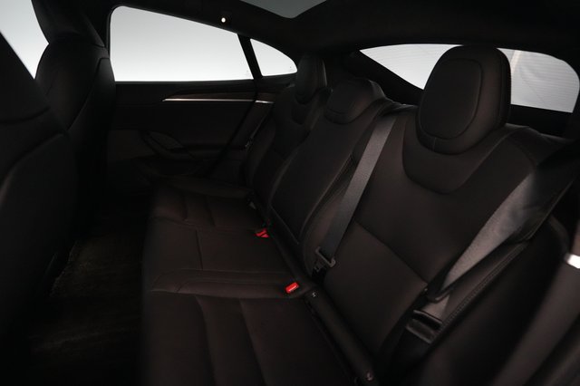 2024 Tesla Model S — photo 19 of 22