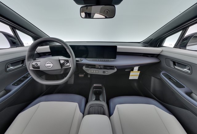2026 Nissan LEAF — photo 19 of 24