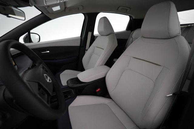 2026 Nissan LEAF — photo 3 of 24